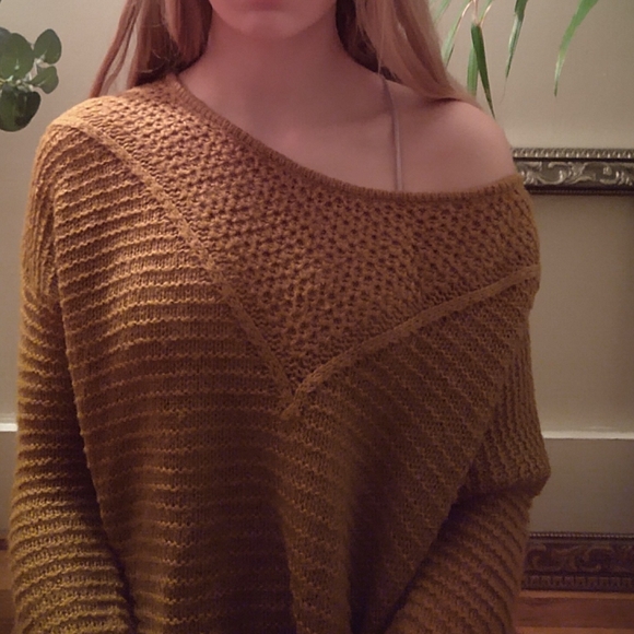 Yellow oversized sweater - Picture 2 of 5